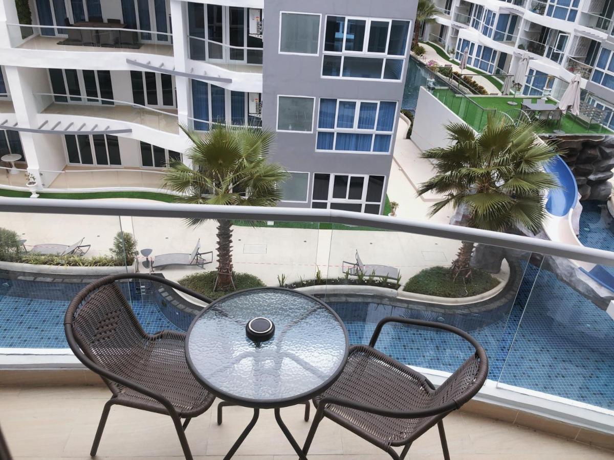Grand Avenue Soi Buakhao By Daisy Apartamento Pattaya Exterior foto