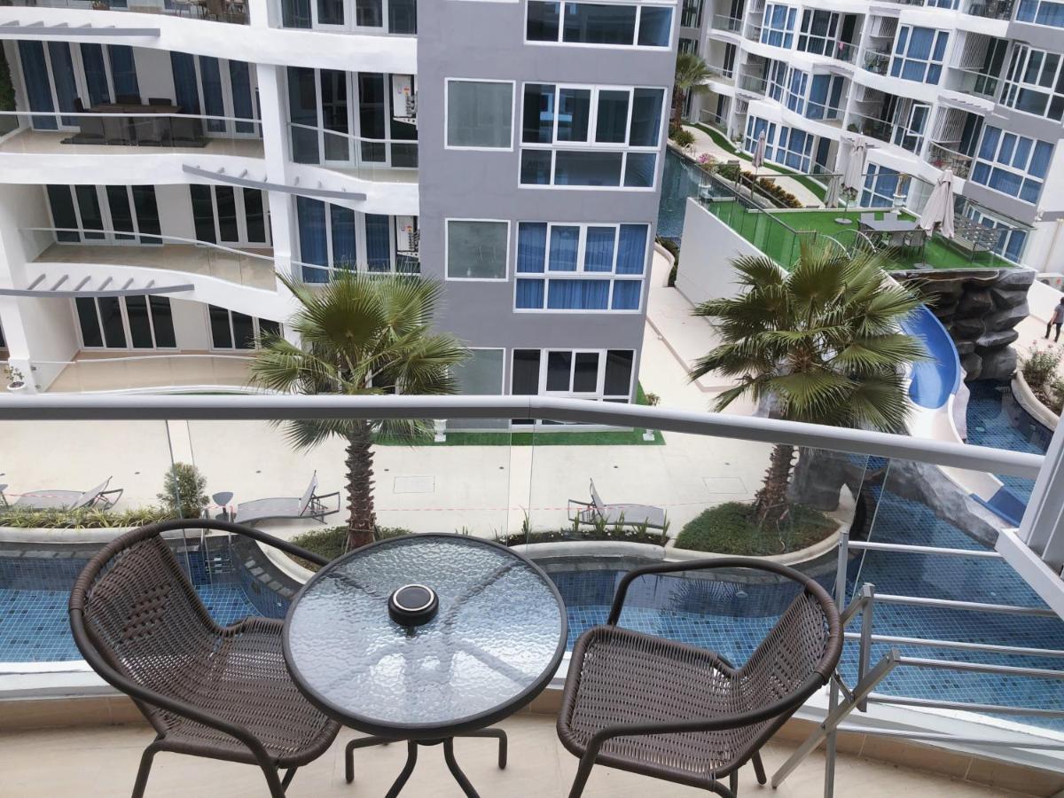 Grand Avenue Soi Buakhao By Daisy Apartamento Pattaya Exterior foto