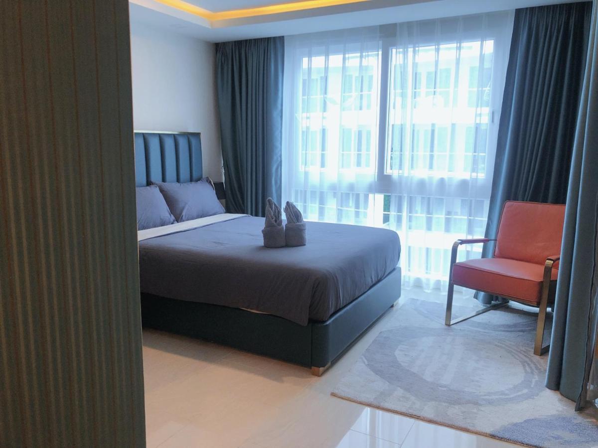 Grand Avenue Soi Buakhao By Daisy Apartamento Pattaya Exterior foto