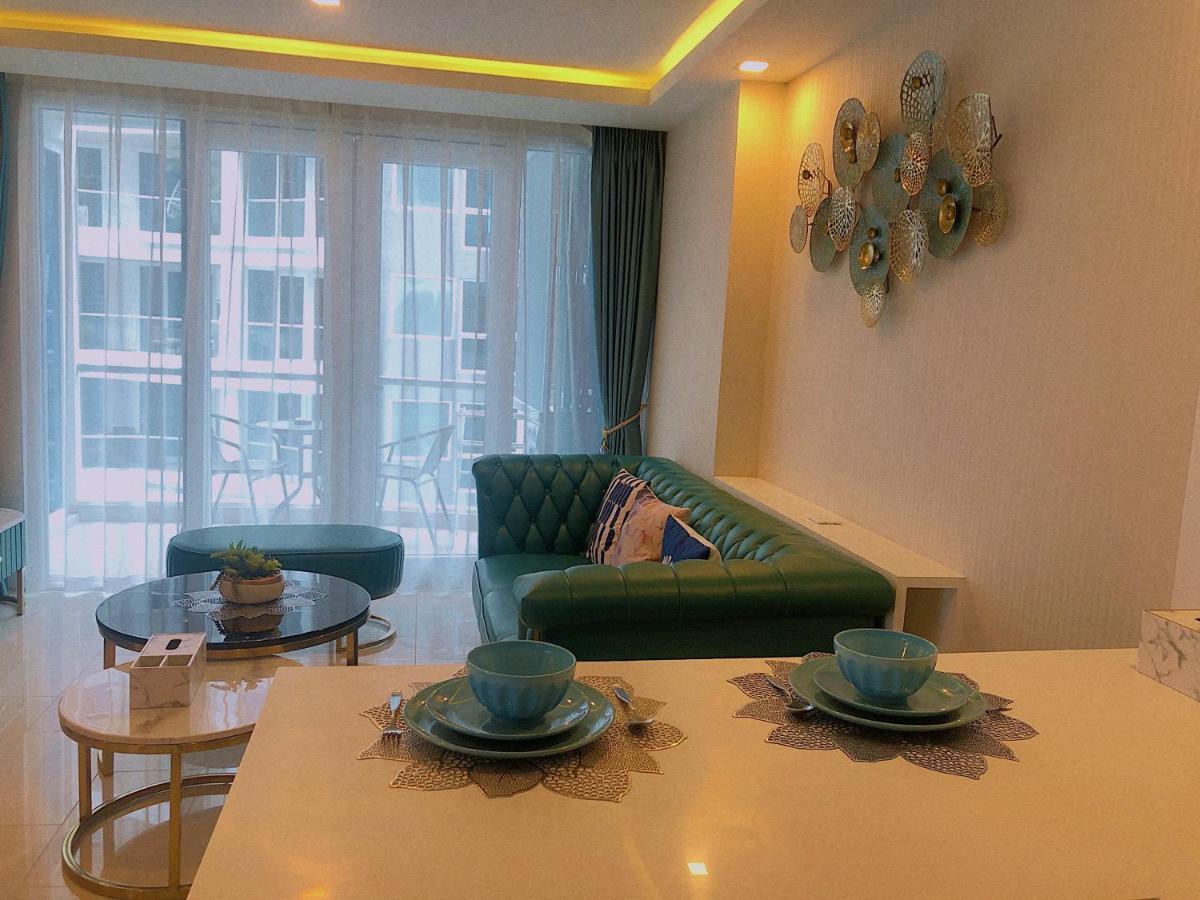 Grand Avenue Soi Buakhao By Daisy Apartamento Pattaya Exterior foto