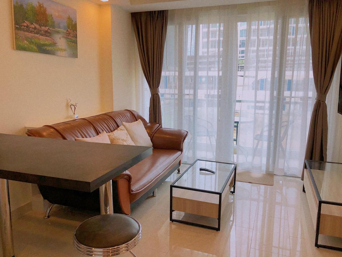 Grand Avenue Soi Buakhao By Daisy Apartamento Pattaya Exterior foto
