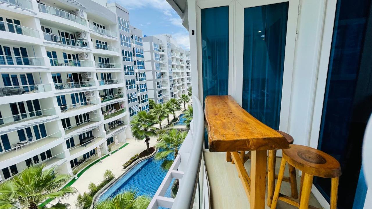 Grand Avenue Soi Buakhao By Daisy Apartamento Pattaya Exterior foto