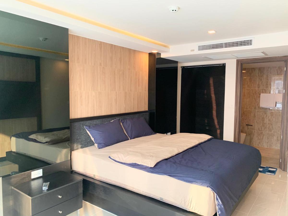 Grand Avenue Soi Buakhao By Daisy Apartamento Pattaya Exterior foto