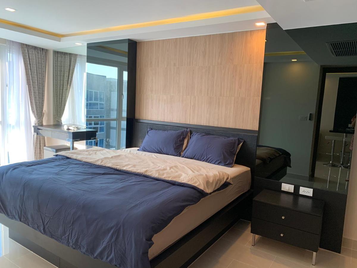 Grand Avenue Soi Buakhao By Daisy Apartamento Pattaya Exterior foto